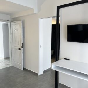One Bedroom Apartments | Pool/Gardens View